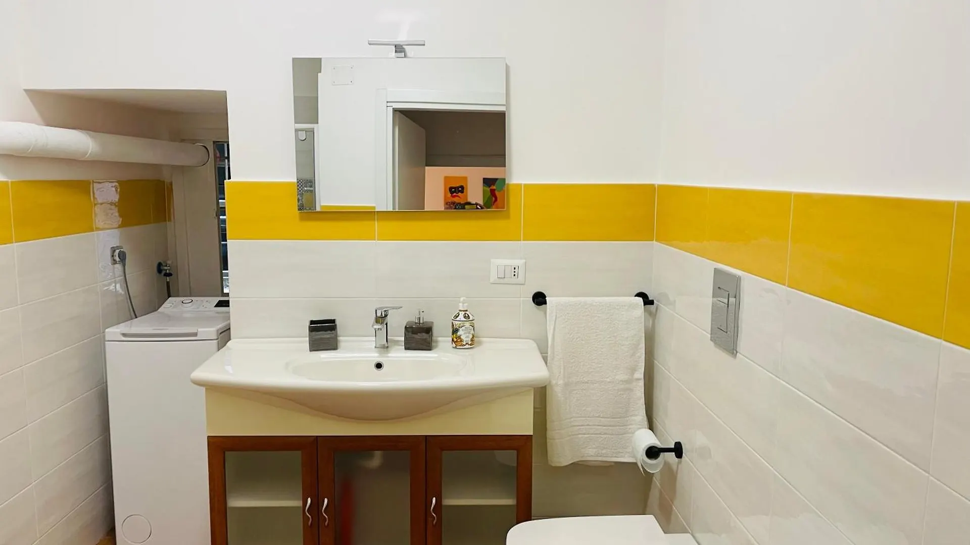 Casa Vacanza Fermata Napoli Centro 0*, Naples